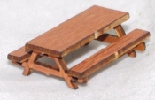 HO Scale - Picnic Table and Benches 1 - Kit